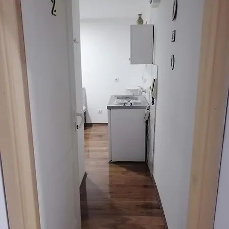 Small Cost Dorcol * Belgrad